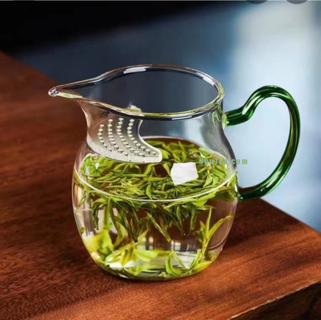 tống thủy tinh có chặn trà